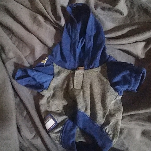 Small pet hoodie - Picture 2 of 3